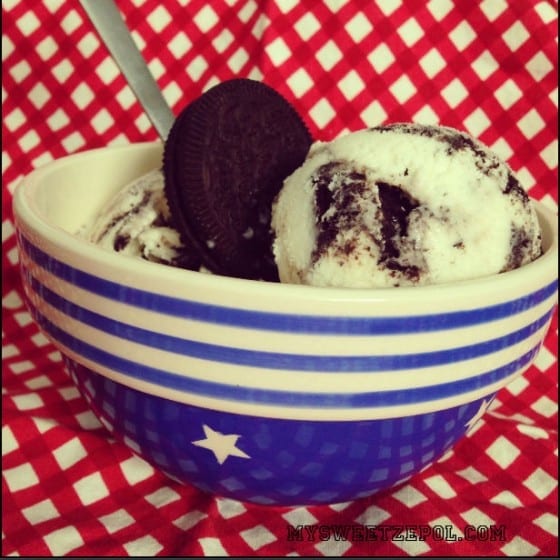 Cookies-and-cream-ice-cream-bowl-side-view-my-sweet-zepol