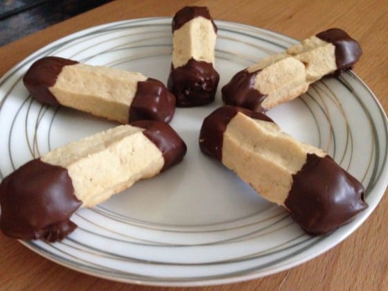 Chocolate-Dipped-Viennese-Fingers-mysweetzepol