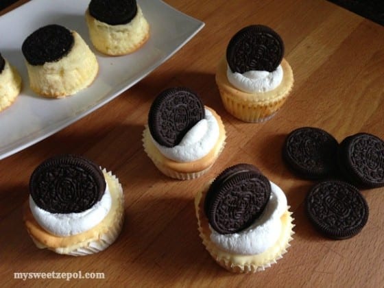 Cookies-and-Cream-Mini-Cheesecakes-mysweetzepol-top-view