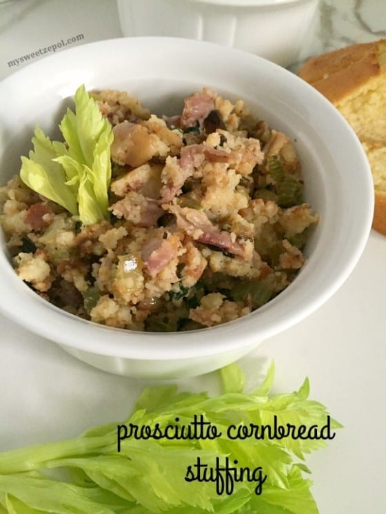 Prosciutto Cornbread Stuffing / the perfect side dish for the holidays (or anytime during the year) / by My Sweet Zepol #MSZrecipe