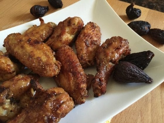 Balsamic Pepper Fig Chicken Wings with fresh figs / easy and delicious chicken wings / unique sweete flavor that will become your favorite / recipe by My Sweet Zepol #foodblog