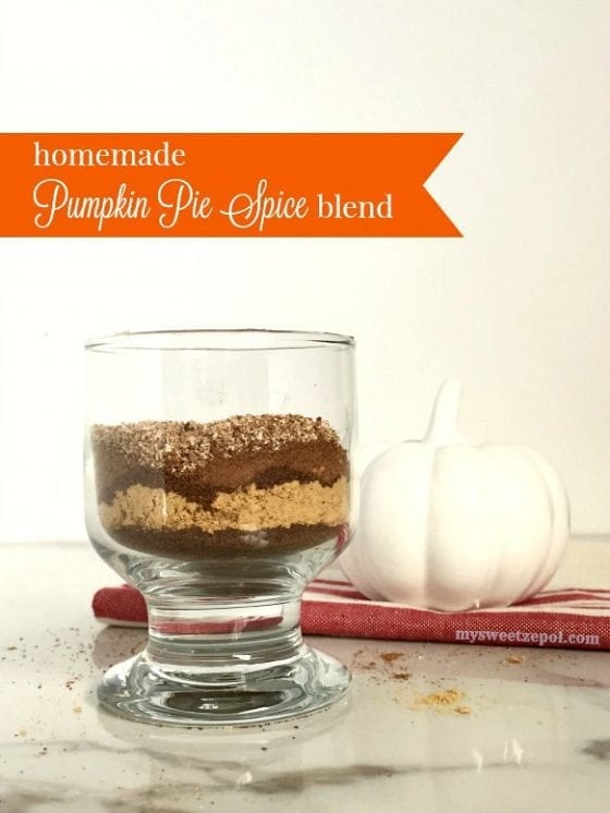 homemade Pumpkin Pie Spice blend / easy and fast to make / you'll have pumpkin pie spice for your favorite Fall recipes right at your finger tips, enjoy! / by My Sweet Zepol food-blog
