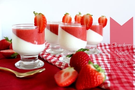 Strawberry Vanilla Panna Cotta - European dessert perfect for any dinner party or gathering. / a vanilla smooth custard with fresh strawberry sauce / by My Sweet Zepol #foodblog 