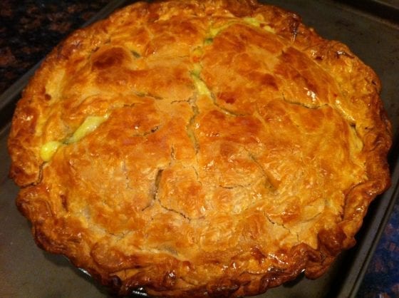 A savory pie that you must make today, Chicken Pot Pie and 5 pie recipes you want to try this year. Easy as #PiDay / more recipe at mysweetzepol.com
