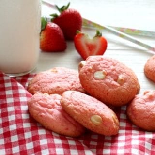 Strawberry and White Chocolate Cake Box Cookies