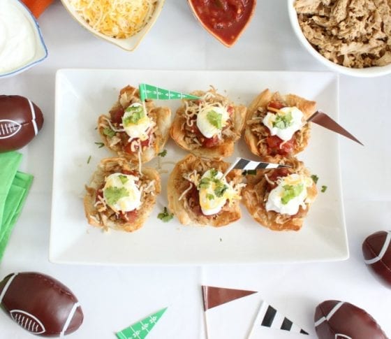 A winner recipe perfect for tailgating season! Veggie Pulled Pork Phylo Cups, super easy to make, good for you and a favorite for the entire family. #TailgateWithATwist #SeasonalSolutions #CollectiveBias ad (Winner Veggie Pulled Pork Phylo Cups for Tailgating Season)