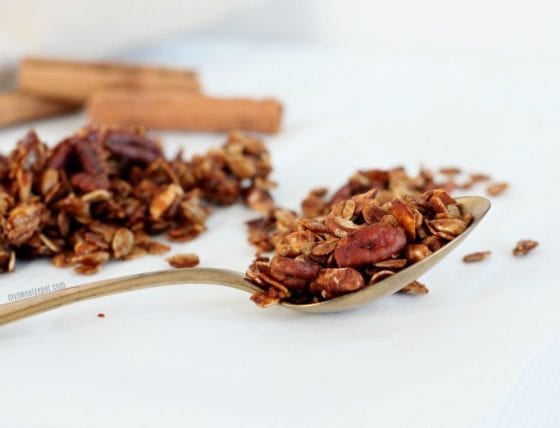 Ginger Bread Granola is my take on the classic ginger bread flavor of the sesason. Stay on track with a good and healthy snack during the holidays and year round. Grab the recipe at mysweetzepol.com #granola #healthyrecipe